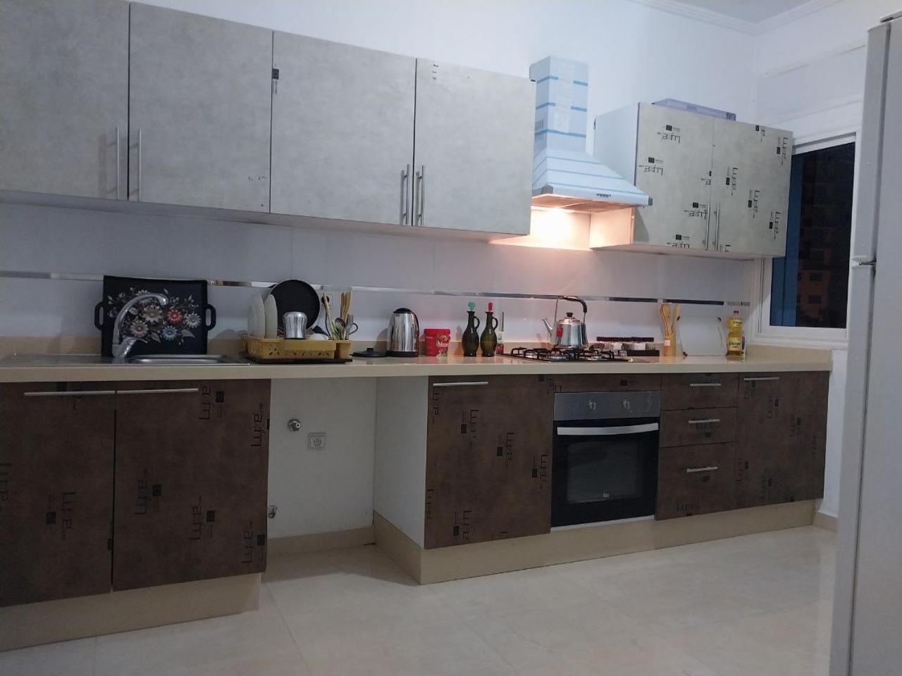 Eftalya Hostel Tanger Esterno foto