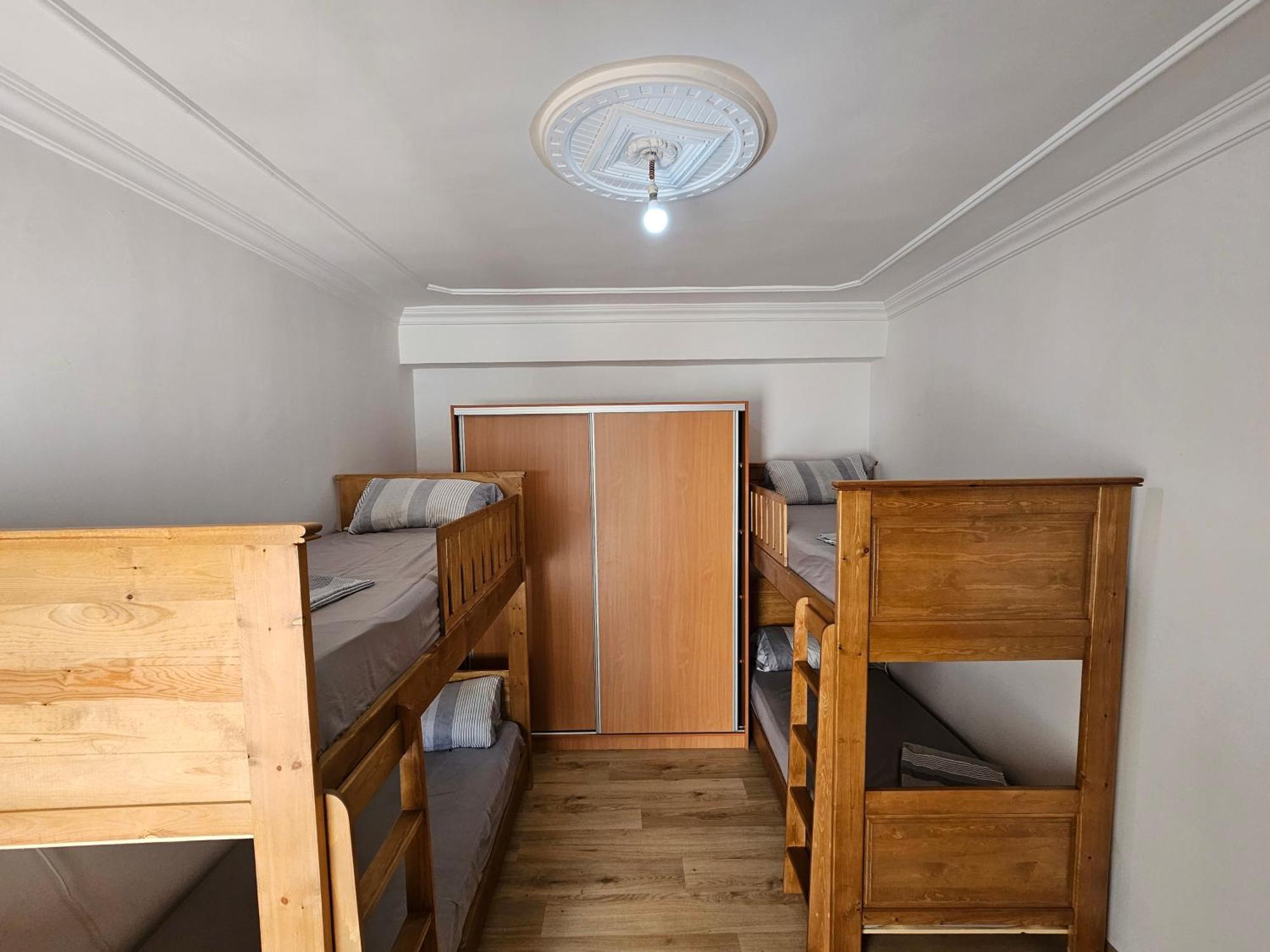 Eftalya Hostel Tanger Esterno foto